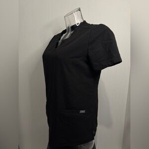 FIGS Scrub Top. Black. Casma. Style: FW1100. Size Small. No flaws noted.